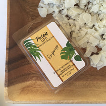 Load image into Gallery viewer, Empress | Plumeria &amp; Plum Scented Soy Wax Melt
